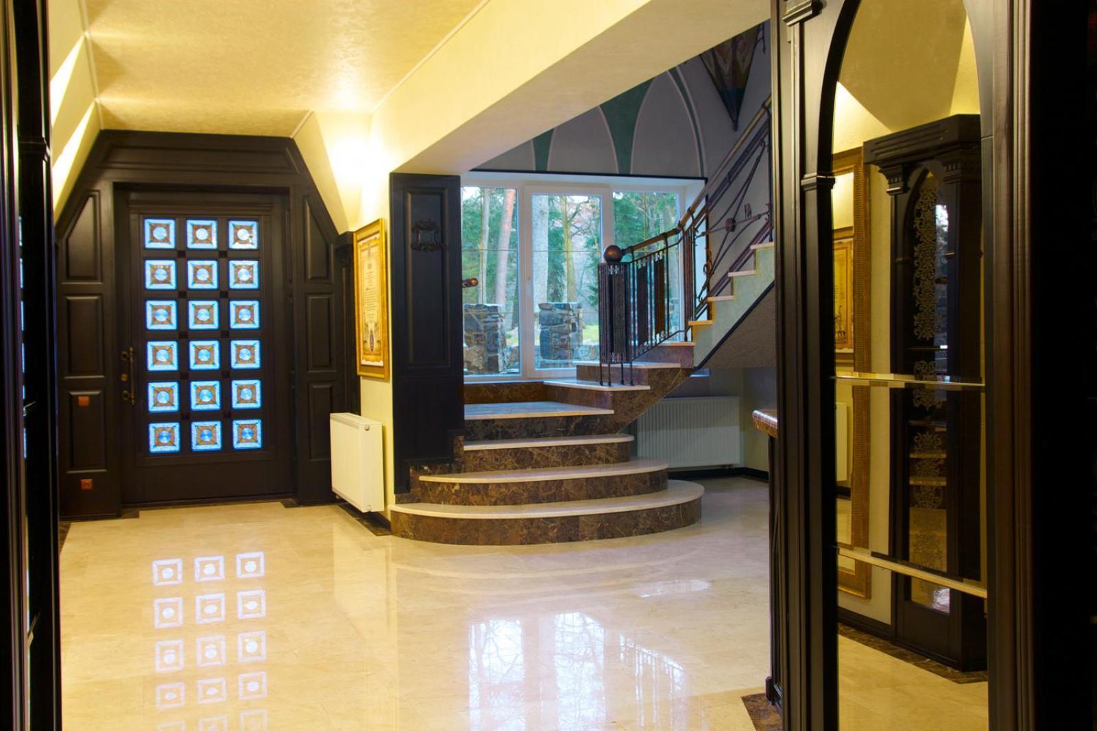 Sherwood Hotel Dolgomostiska Dış mekan fotoğraf