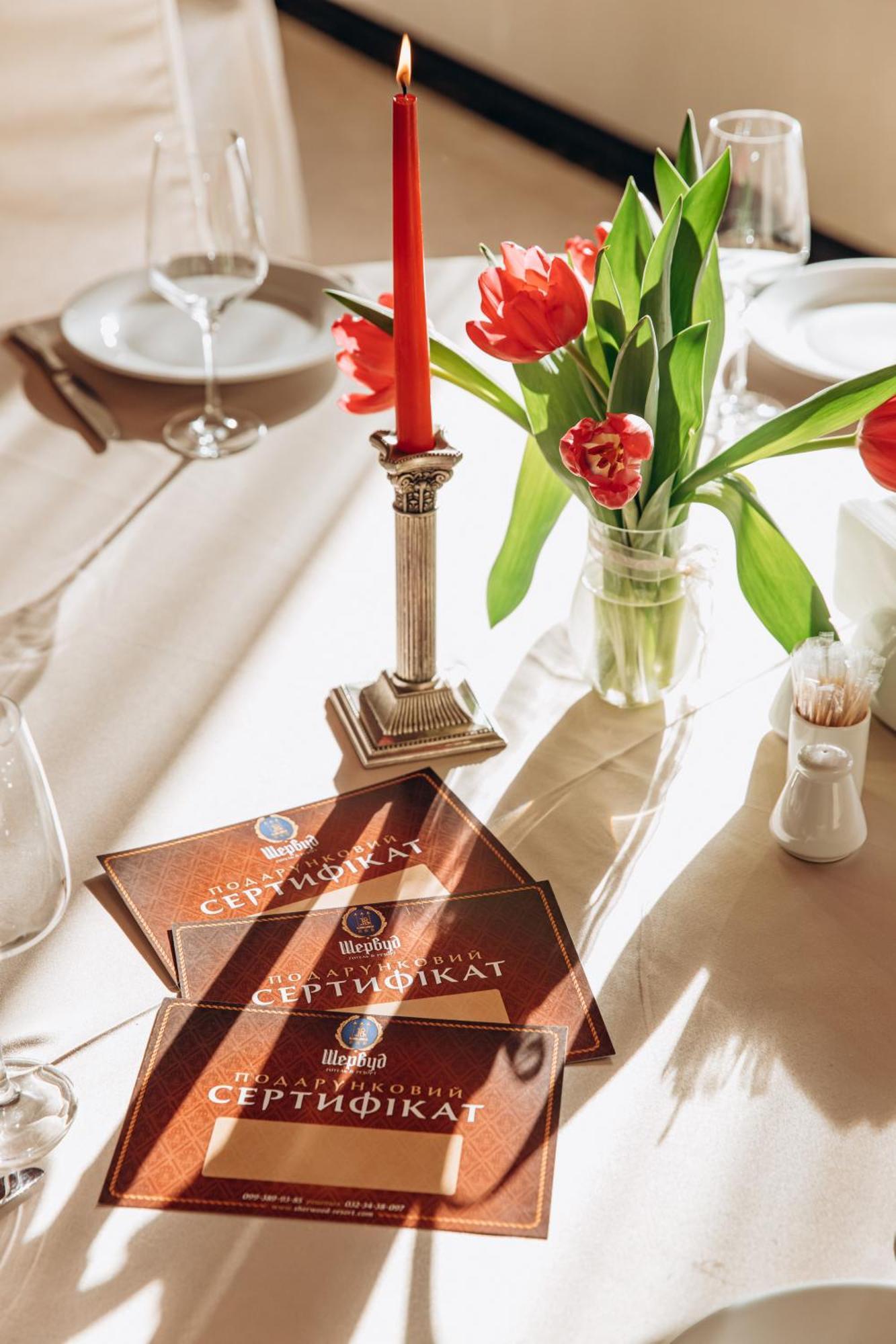 Sherwood Hotel Dolgomostiska Dış mekan fotoğraf