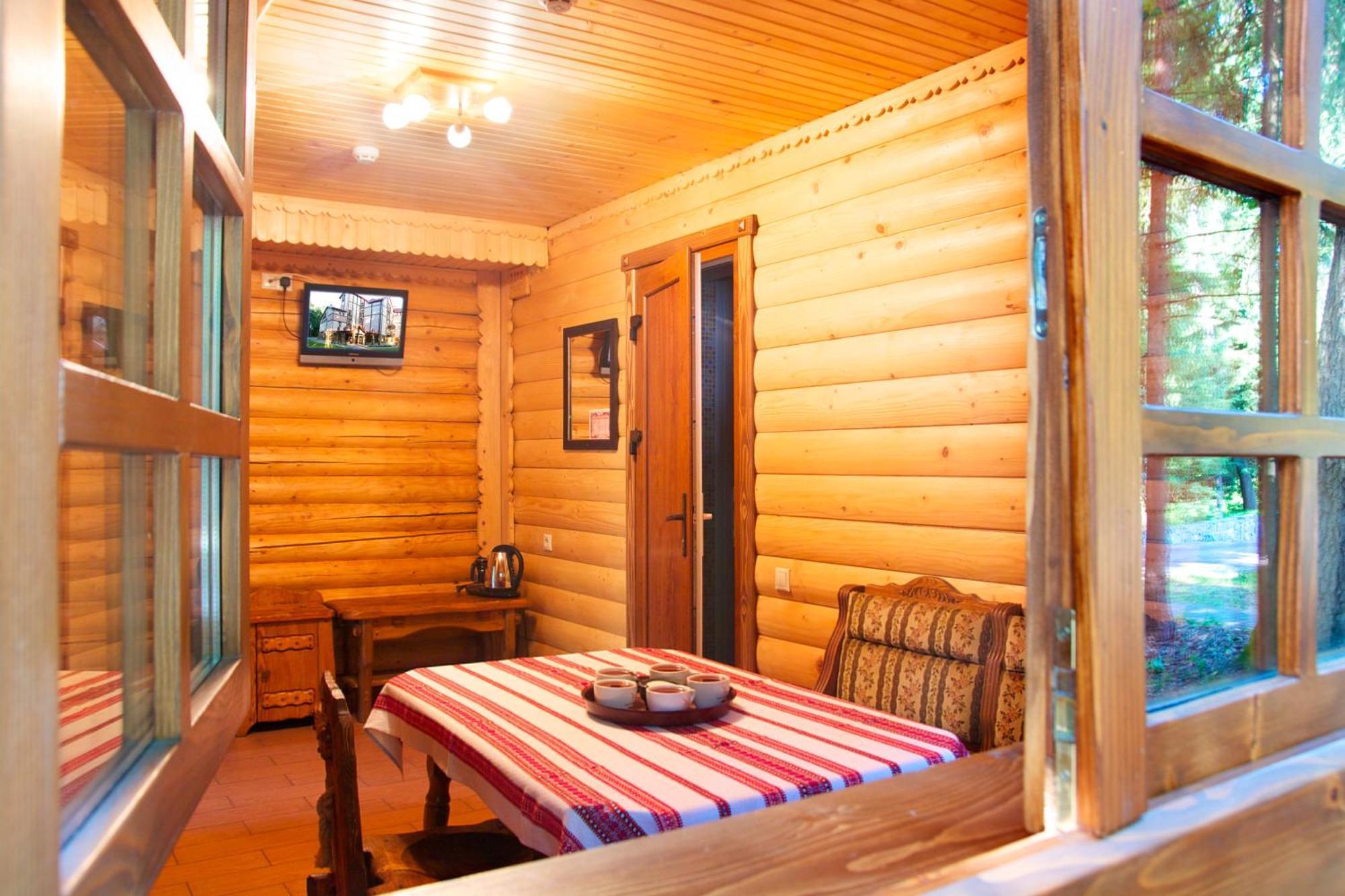 Sherwood Hotel Dolgomostiska Dış mekan fotoğraf